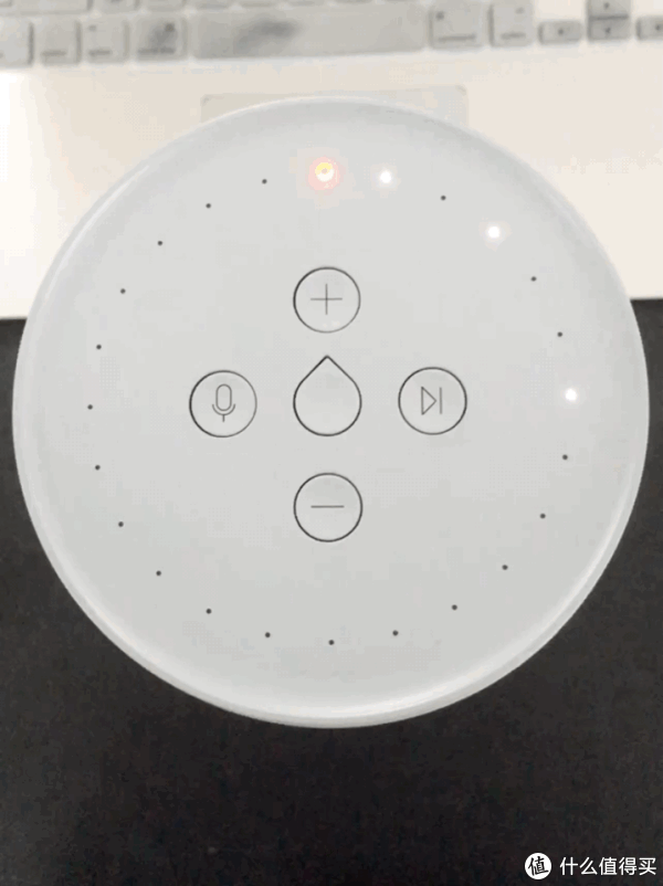 亮起,剩下23个小指示灯也会依次出现动画,表明音响已经进入连接的过程