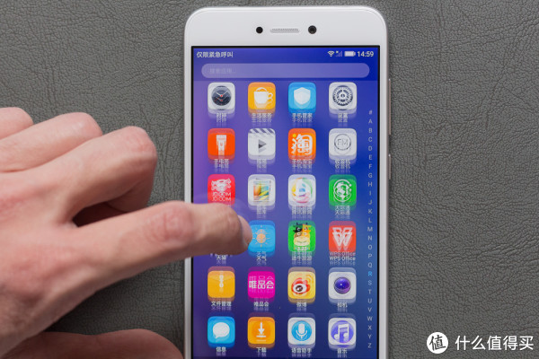 高端旗舰手机为什么而战？三星Galaxy S20 5G系列动手演示