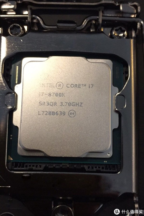 原创新人#雕牌信仰装机 小试intel 英特尔 i7-8700k 六核cpu 超上