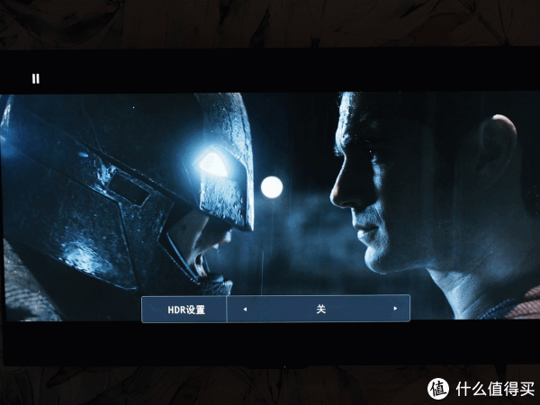 再来个暗场景的对比,效果竟然有点,暗部亮点了,但画面也没有明显的发