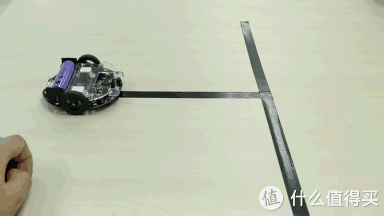至今为止最难的评测(心酸泪多文长带动图)---kittenbot迷你巡线小车
