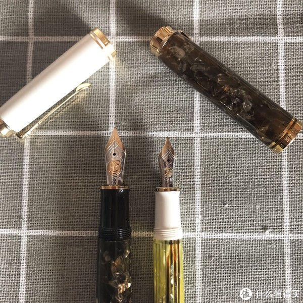 带笔帽书写,三文堂eco,凌美恒星,lx 较轻:万宝龙114,百利金m400