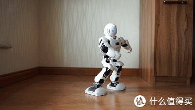 其乐无穷——ubtech 优必选alpha ebot智能教育机器人