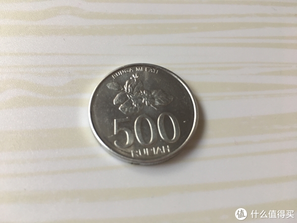 金融服务 文章详情 无奈手里只剩下这3枚硬币,分别是1000卢比,500卢比