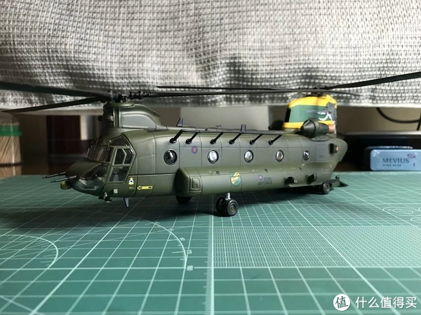 1:72 加拿大皇家空军 ch-47 支奴干重型直升机限定版