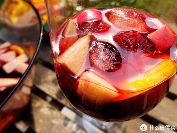 classic sangria cocktail