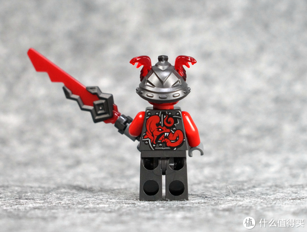 人仔就已经值回票价lego乐高70624ninjago幻影忍者系列红蛇投石履带