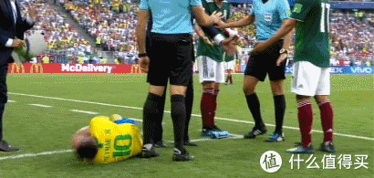 世界杯最强碰瓷,内马尔把自己滚成了表情包