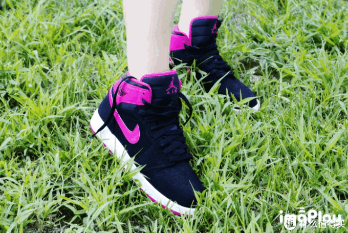 七夕情人节的主题,就来各位值友开箱晒个单,刚出的新款,我买到了现货