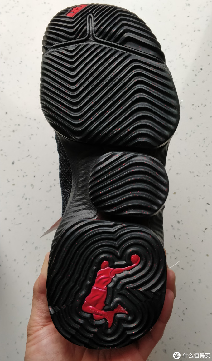 撒旦晒鞋篇篇二十八nikelebron16freshbred黑红詹姆斯16