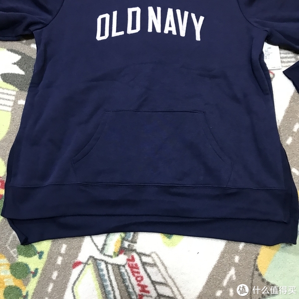 服饰快消品 篇八十五:old navy徽标女式连帽卫衣