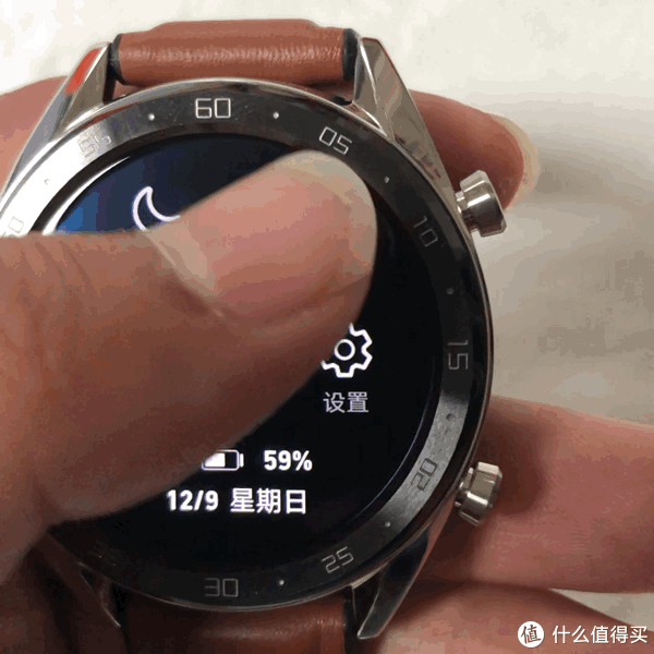 长达14天续航的高颜值华为手表,伪户外探索者的