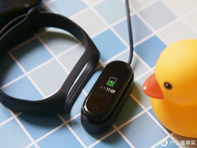 小米手环4来了,敬我们无比热爱的生活