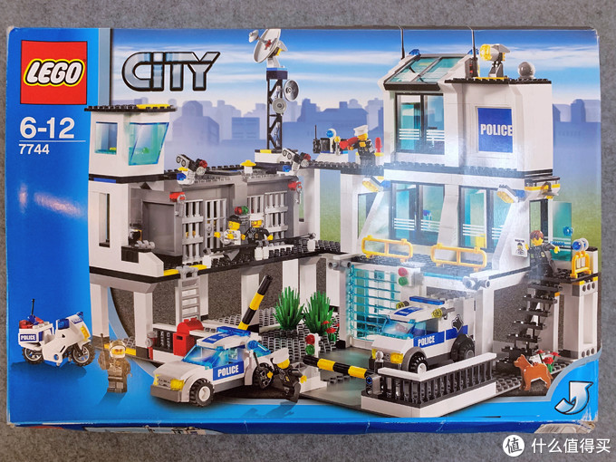 lego/乐高乐高 文章详情 同时7744也是city时代零件数最多的警察局,一