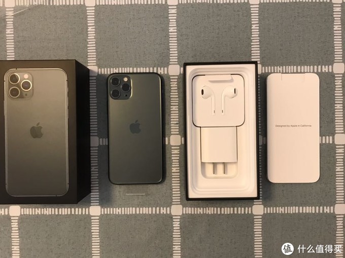 iphone 11 pro拆封照片