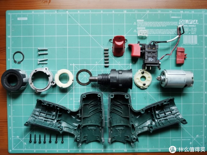 麦太保power maxx 12 10.8v锂电钻 冒烟了