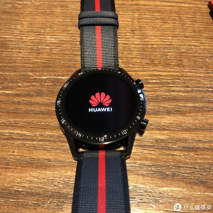 华为watchgt2新年版拆箱记