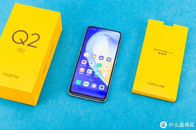 realme首款素皮手机,realme 真我q2 pro深度评测