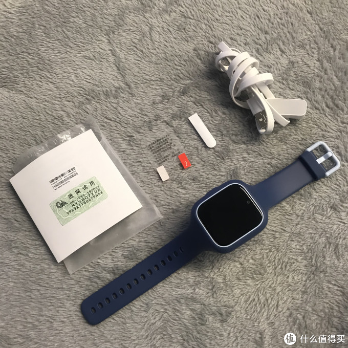 儿童电话手表开箱测评