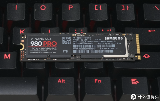 秒开游戏的快感：7GB/s 速度的三星 980 PRO入手了