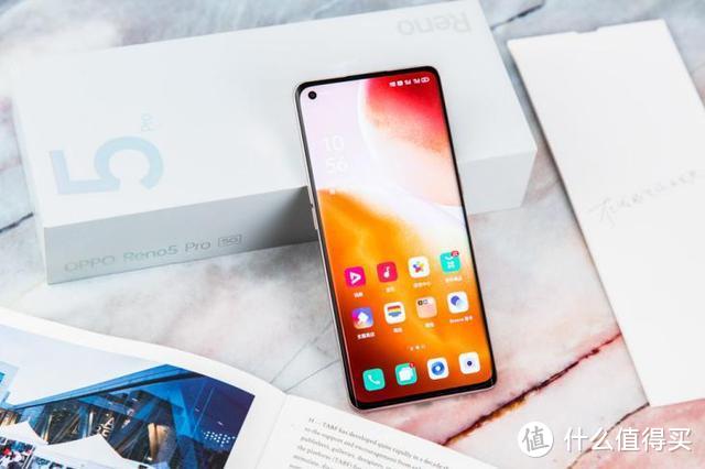 配置方面,oppo reno5 pro采用了天玑1000 plus处理器,性能较上代reno