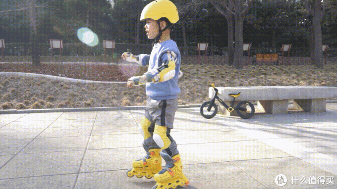 轮滑就该如此简单柒小佰linefriends定制款儿童轮滑鞋体验分享