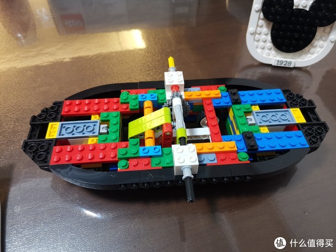 拼插>乐高>lego/乐高乐高>文章详情> 这样看下来船体下部算是拼好了