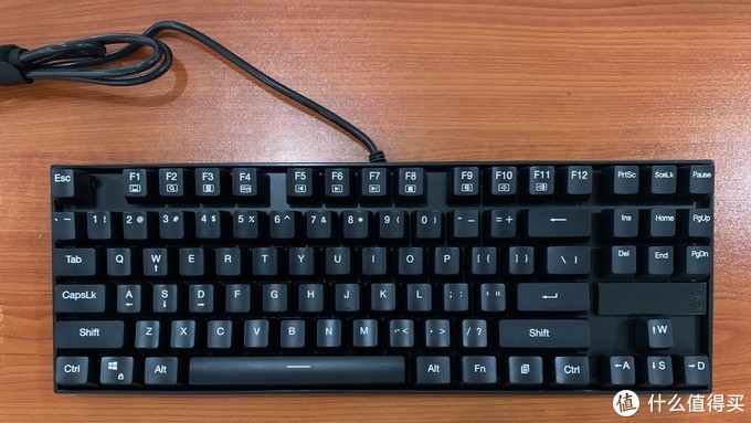 图书馆猿の99元武极87键樱桃机械键盘简单晒