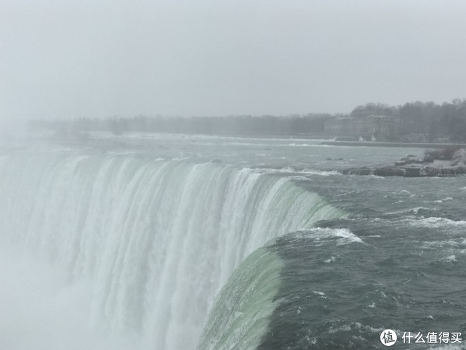 一美元跨两国世界最大瀑布niagara和彩虹桥奥莱