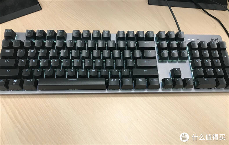 京东logitech 罗技 k845 104键 有线机械键盘 黑色 cherry青轴 单光