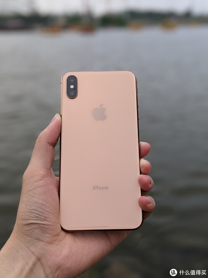 都2021了iphonexsmax值不值得买