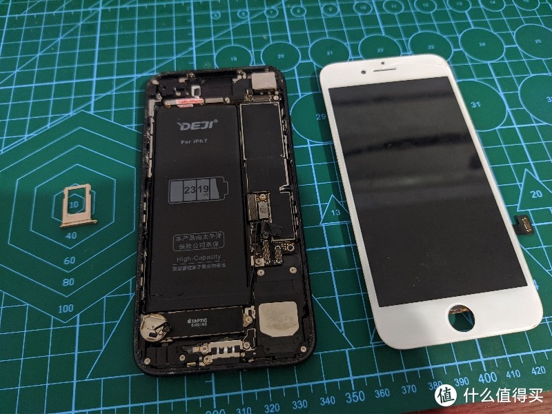 iphone拆机最终就有了这一台黑金配色的iphone7 感觉质感更加高级了