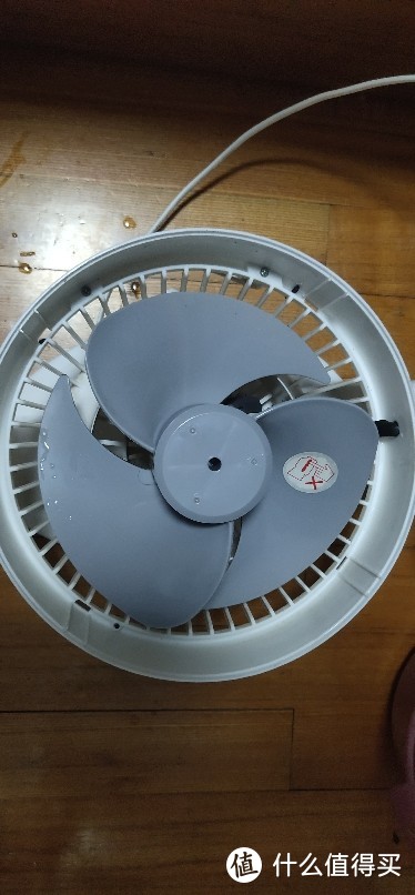 居家维修厮 篇十七:给日本爱丽丝空气循环扇,电风扇(拆机)清洗一下