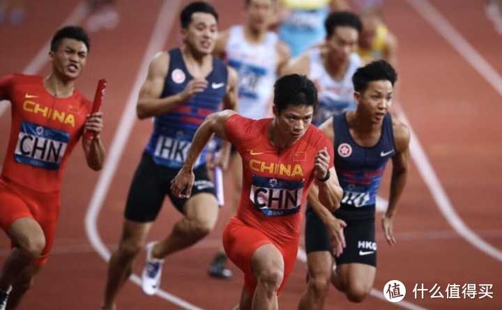 为什么4x100米接力苏炳添跑的是第三棒而不是其它棒次