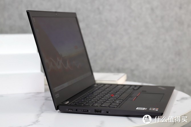 全面升级轻薄商务之选thinkpads22021锐龙版深度评测