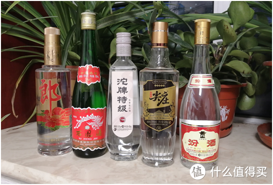 国内8款"光瓶酒,不添加1滴工业酒精,老酒友都囤着当口粮酒_白酒_什么