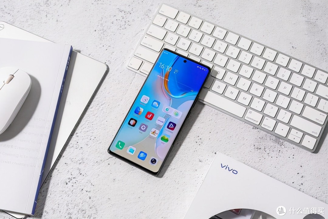 接盘华为高端市场?vivo x80参数全曝光,有望3699起售!_手机_什么值得