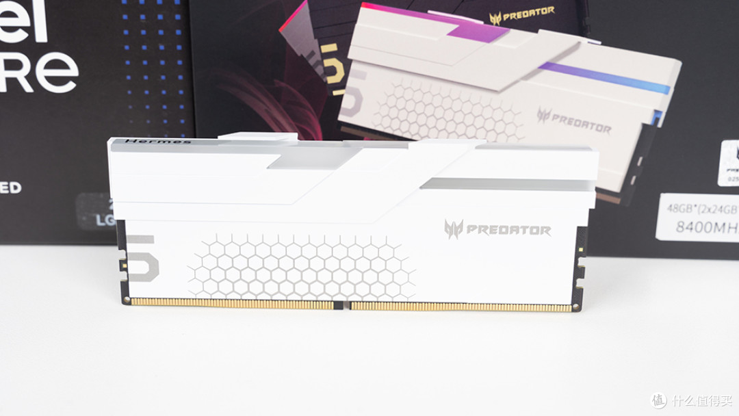 超8600提升100帧，宏碁掠夺者Hermes冰刃RGB DDR5 8400内存评测_台式机