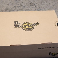 Dr. Martens 1460 男款马丁靴外观展示(鞋底|鞋印)