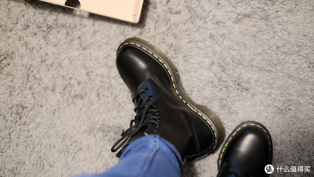 内心住着Cool Girl：Dr Martens 经典8孔1460马丁靴