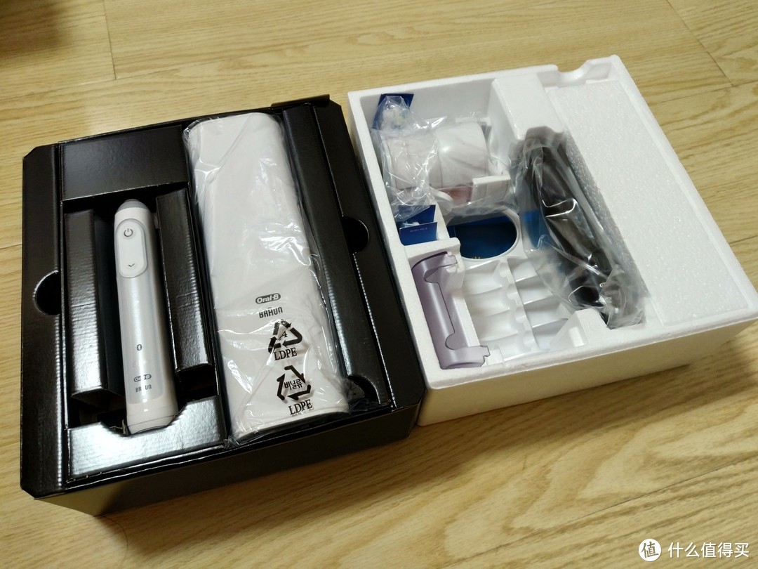 我们家的刷牙新装备：Oral-B 欧乐-B iBrush 9000 旗舰款 电动牙刷