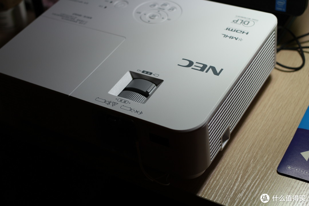 家庭新客 — NEC CD3100H 家用投影机 初体验