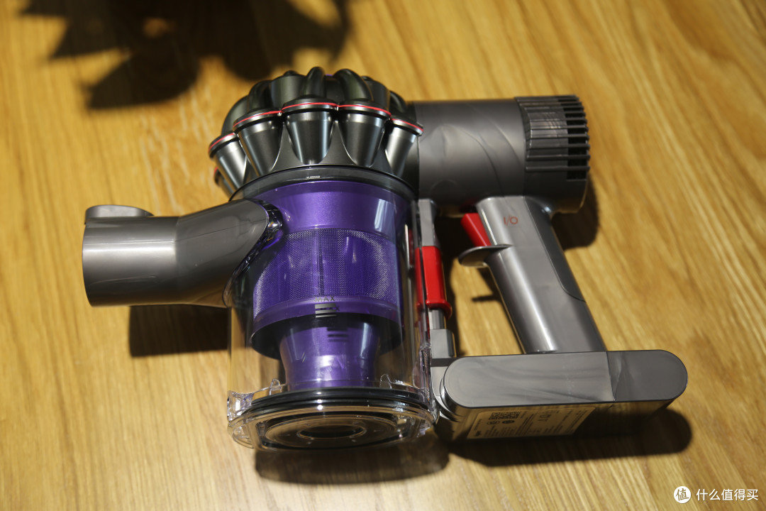 双十一首单走进生活的黑科技dyson戴森v6motorhead吸尘器