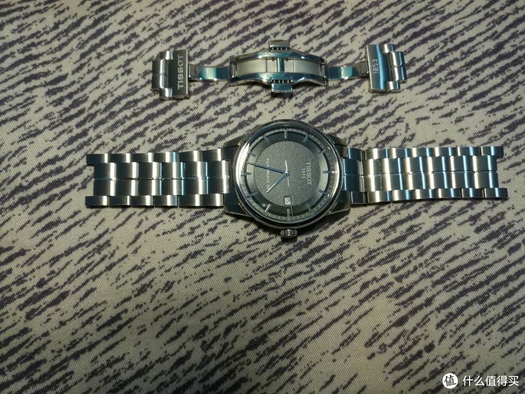 TISSOT 天梭 豪致系列 T086.407.11.051.00 机械手表 开箱及拆装表带经验