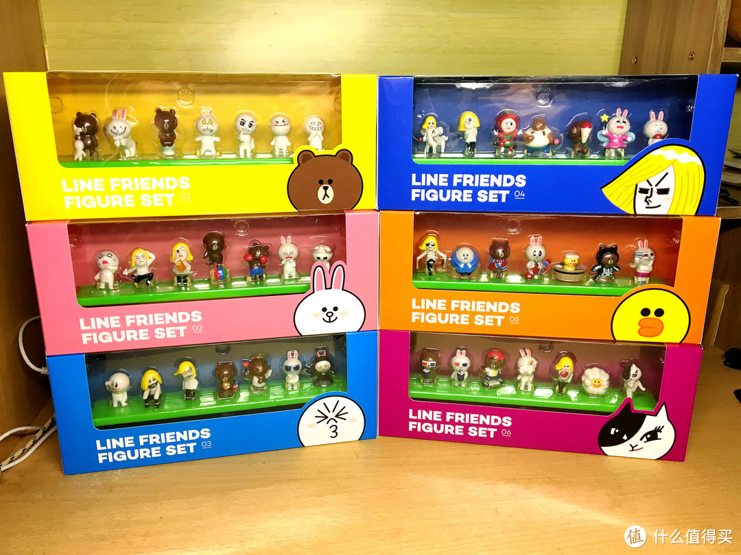 #原创新人#萌到出血：LINE FRIENDS 多造型手办套装 开箱晒单