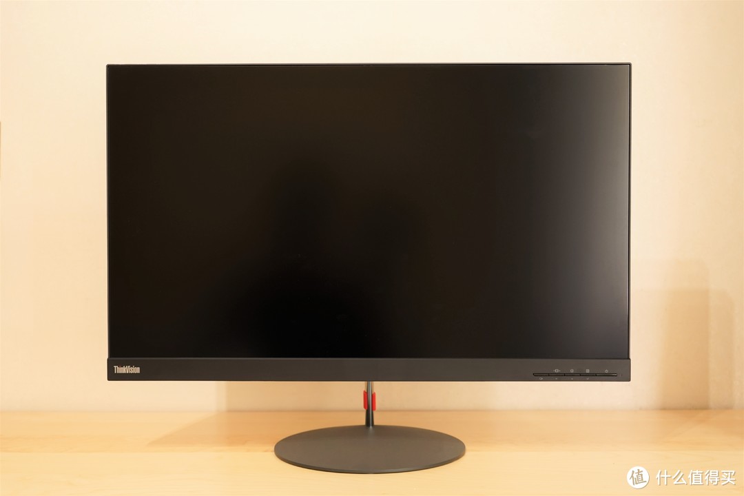 27英寸2K，一台任何人都需要的显示器：联想ThinkVision X27q 2K QHD显示器