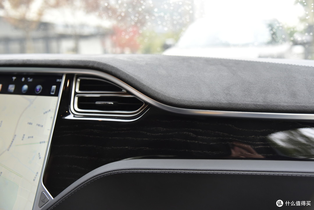 机车男与电动怪兽的偶遇 —— Tesla Model S/X 简评