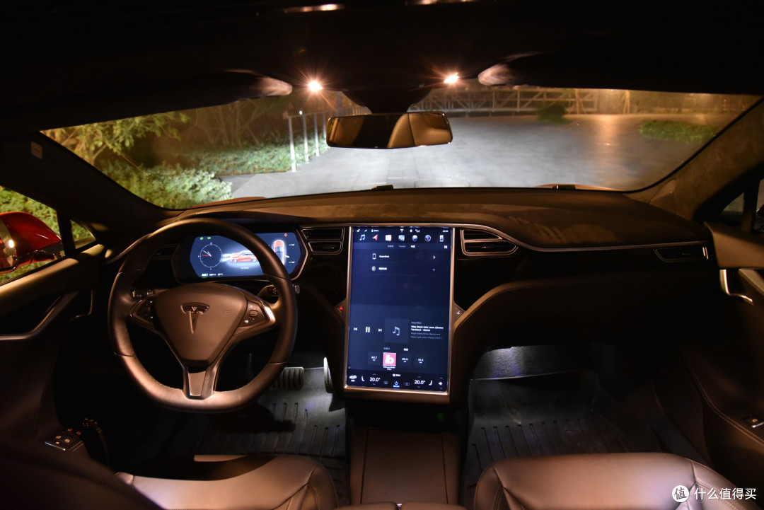 机车男与电动怪兽的偶遇 —— Tesla Model S/X 简评