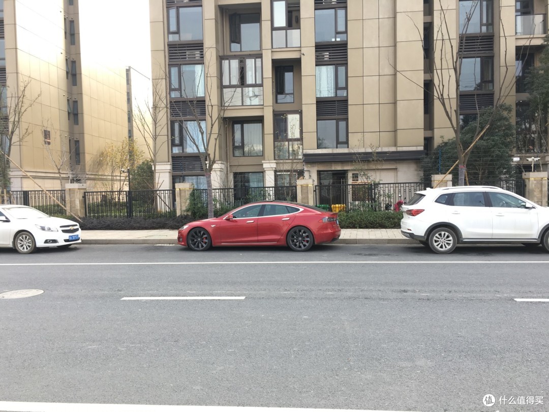 机车男与电动怪兽的偶遇 —— Tesla Model S/X 简评