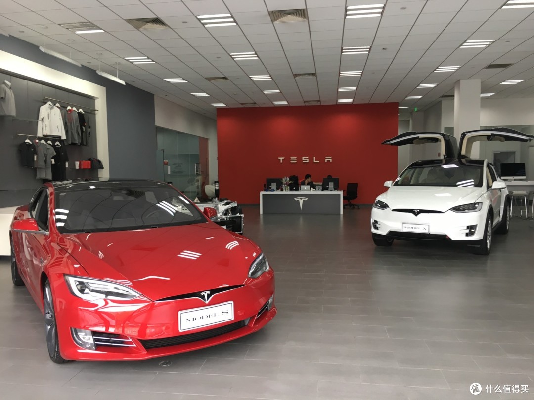 机车男与电动怪兽的偶遇 —— Tesla Model S/X 简评